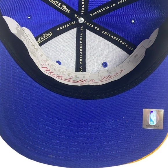 Like New Mitchell & Ness “NBA The Drop Collection” Golden St Warriors SnapBack - Picture 6 of 9